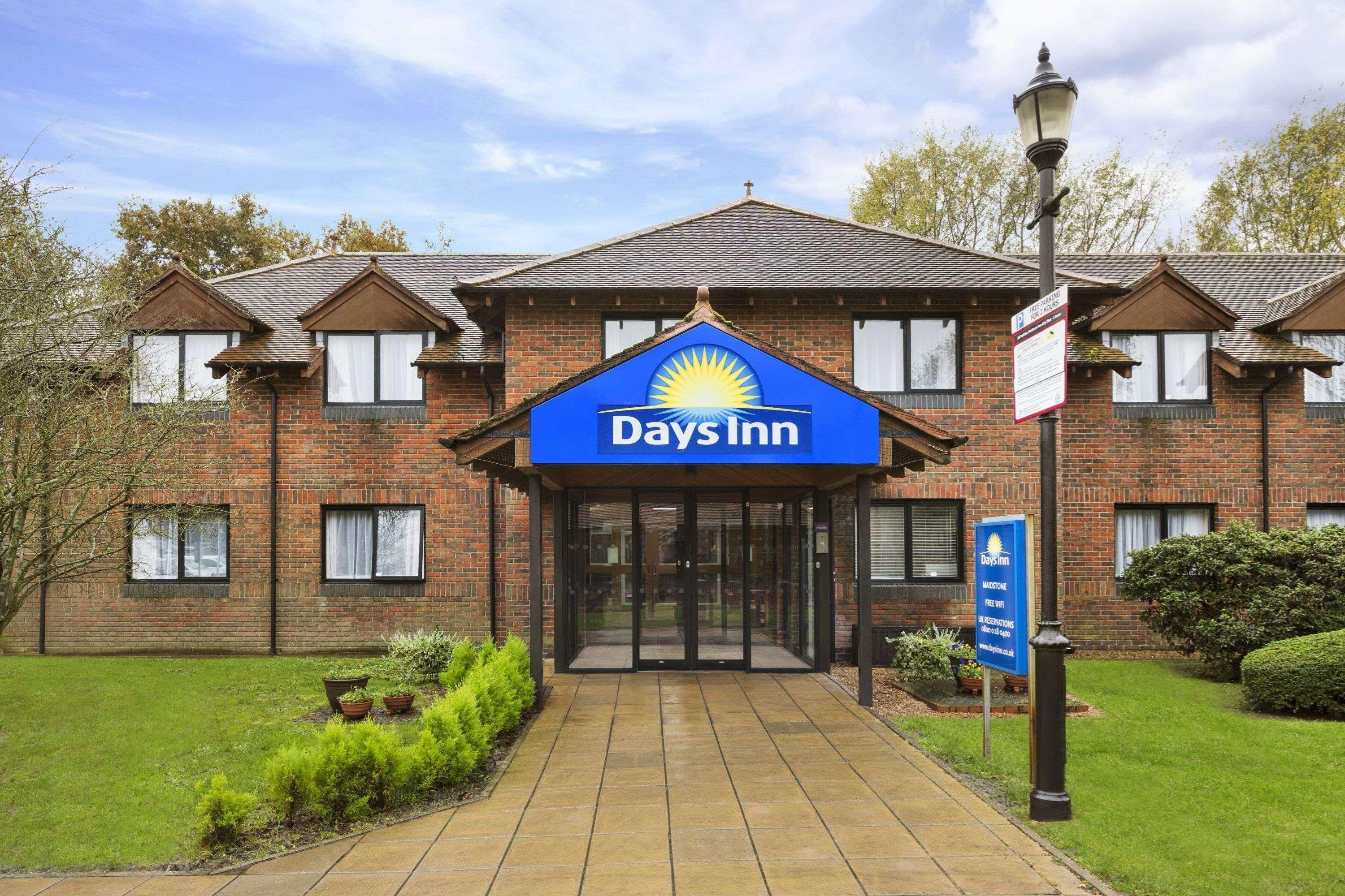 Days Inn Μέιντστοουν Εξωτερικό φωτογραφία